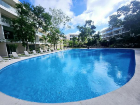 Exclusive Modern Condo in Playacar